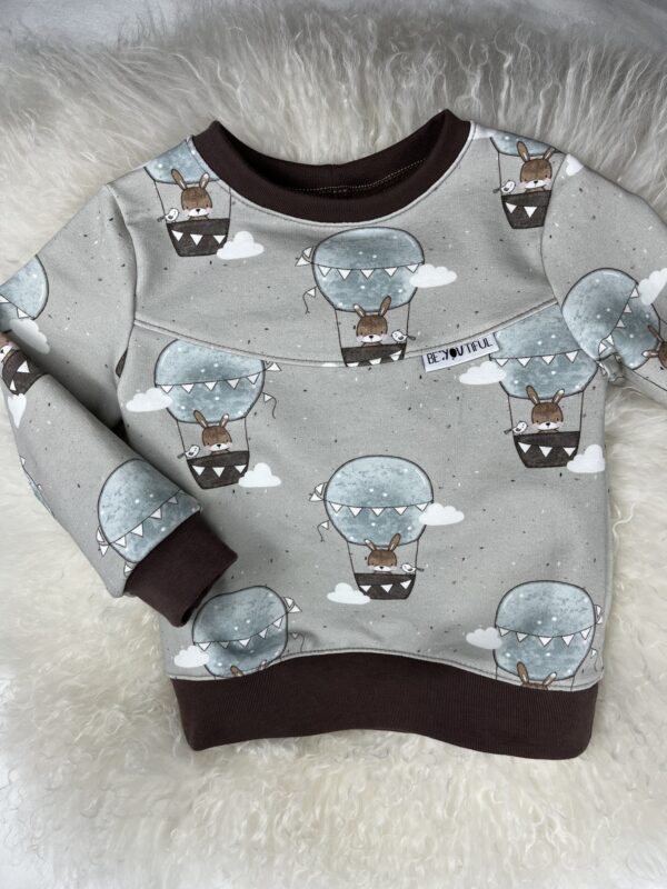 Pullover «Pullover mit Teilung - Heissluftballon Hase» Grösse 86