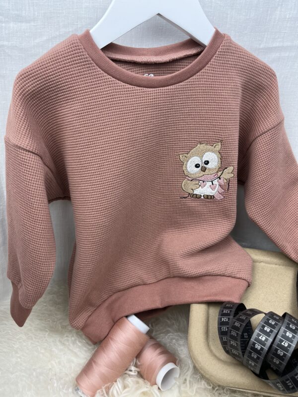 Kleider «Sweater - Waffelstrick Jersey Mauve - gestickte Eule» Grösse 92