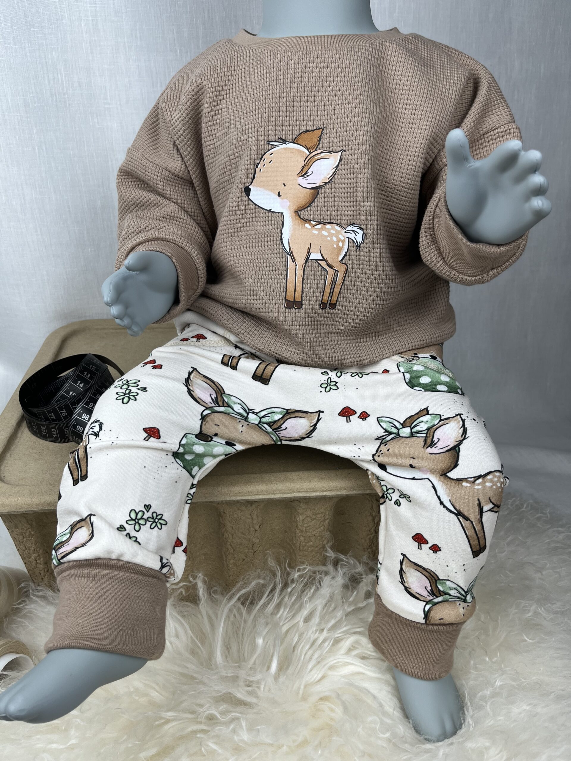 Set «Sweater & Pants mit Taschensack - Rehlina» Grösse 74
