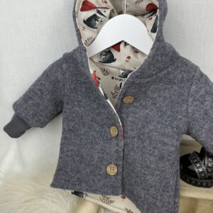 WollWALK «WALK-Jacke mit Zipfelkapuze - Dunkelgrau mit Glückspilz Dachs» Grösse 68