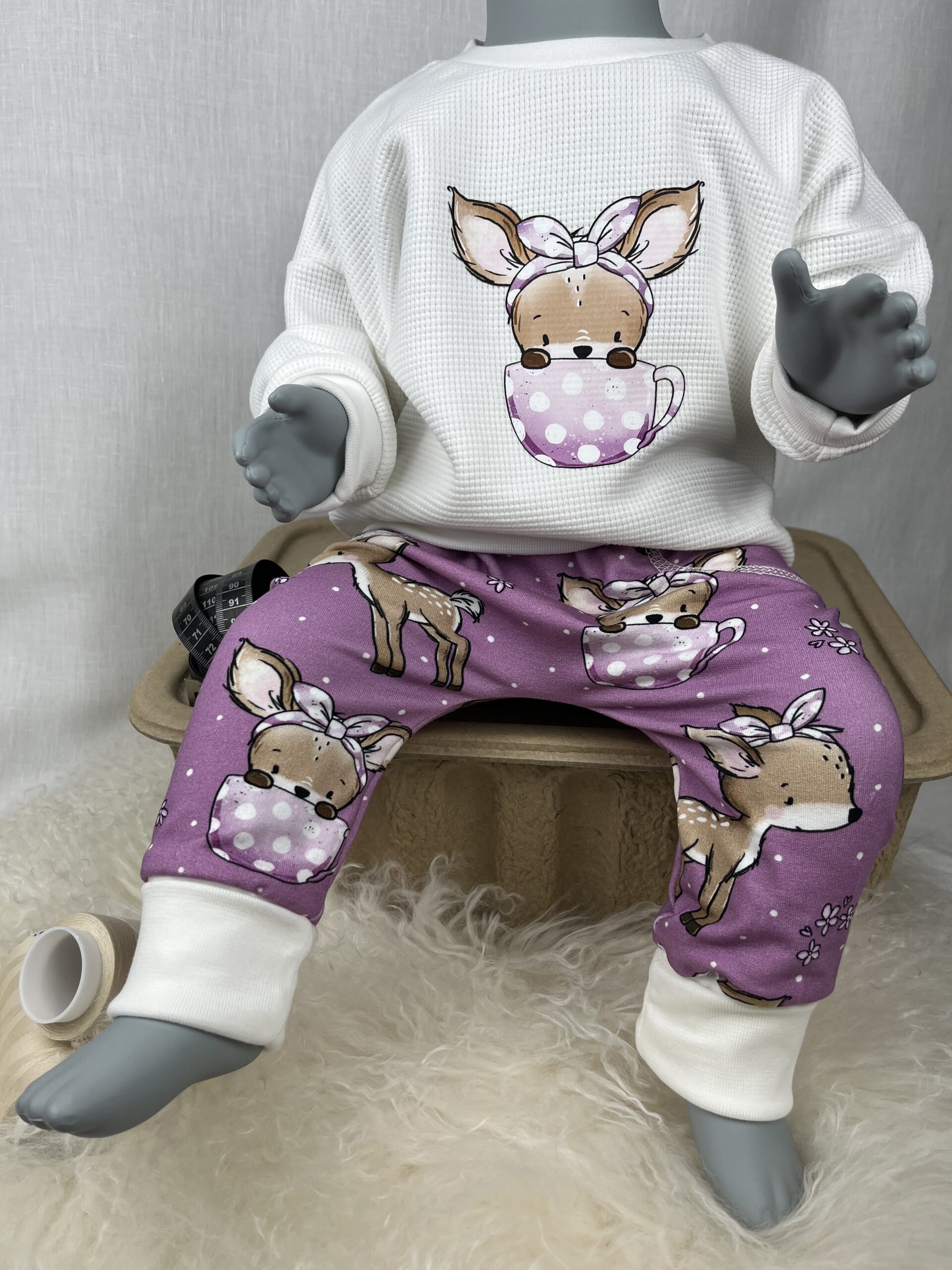 Set «Sweater & Pants mit Taschensack - Rehlina Lila» Grösse 74